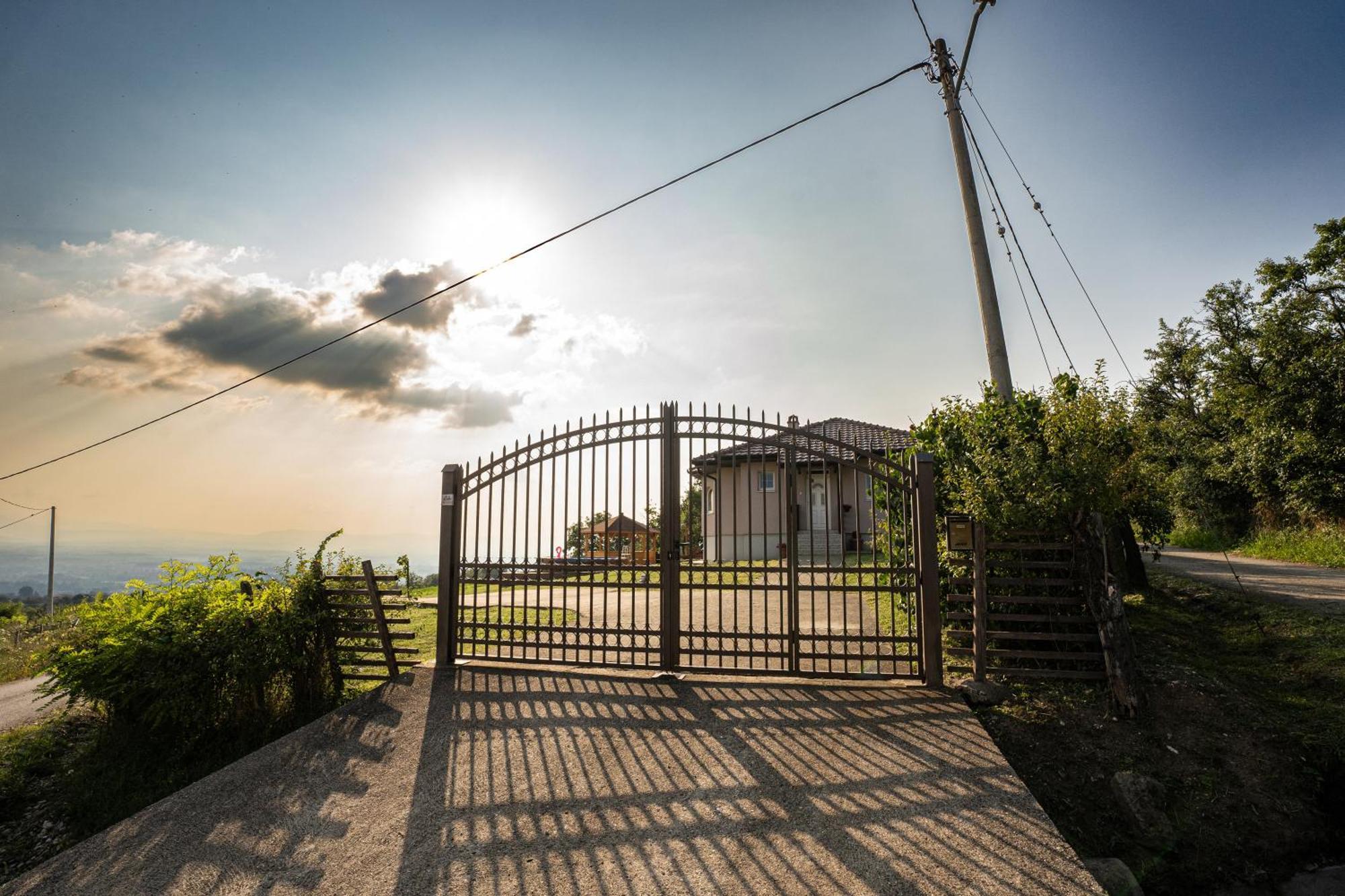Zlatni Prag - Kraljevo Villa Bagian luar foto