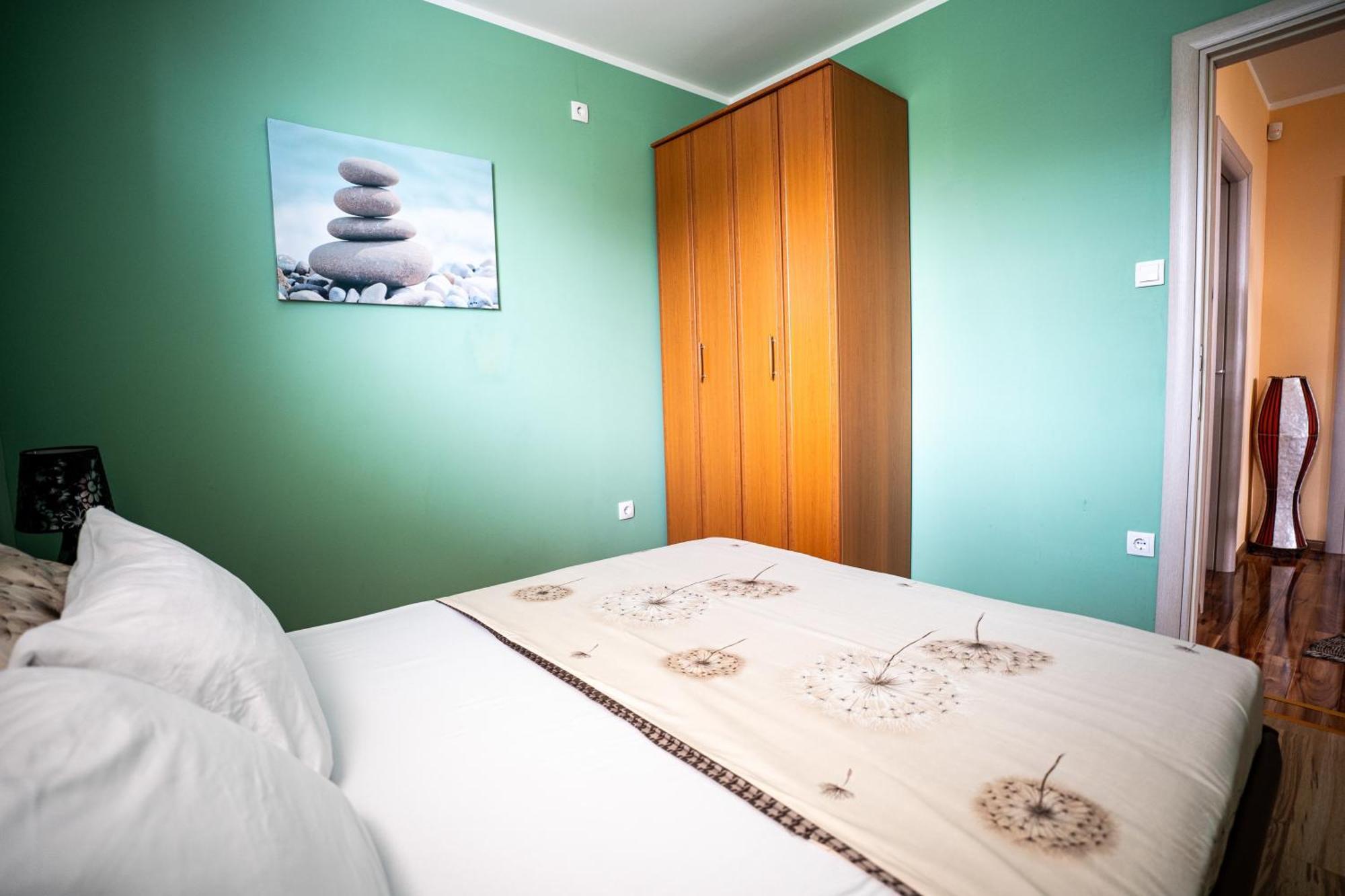 Zlatni Prag - Kraljevo Villa Bagian luar foto